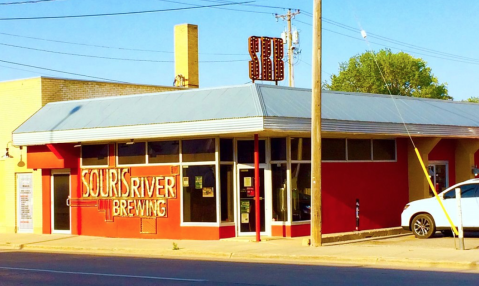 The Souris River Brewing Company In North Dakota Has Brews, Food, And Music That Are Nothing Short Of Perfection
