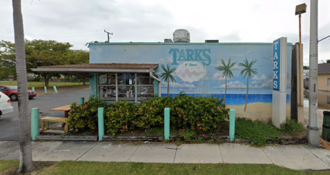 The Top Spot To Snag Some Serious Chicken Wings In Florida Is At Tarks Of Dania Beach
