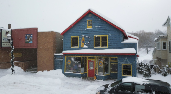 Midtown Bakery & Cafe In Michigan Is A Vibrant Upper Peninsula Gem That’s Worth The Journey