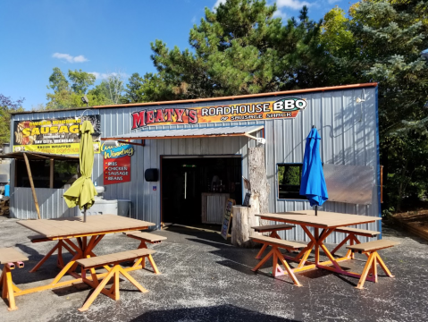 Meaty’s Is A Ramshackle Meat Shack Hiding Near Detroit That Serves The Best BBQ Around