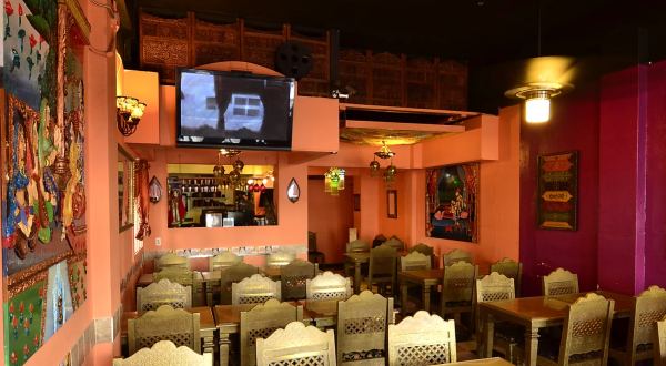 Enjoy A Meal At One Of The Best Indian Restaurants In Hawaii, Cafe Maharani