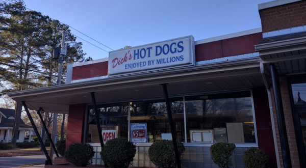 Since 1921, Dick’s Hot Dog Stand In North Carolina Has Been Slinging Delicious Hot Dogs – And You Can’t Just Have One