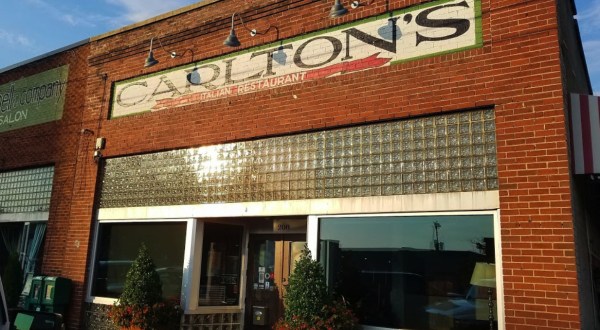 Carlton’s In Alabama Is A Small Italian Restaurant That’s Known For Its Delicious Made-To-Order Meals
