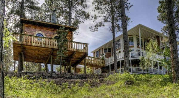 Sleep Among The Black Hills National Forest At This Tree House In South Dakota