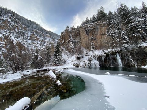 Don't Miss Your Chance To See The Beautiful Hanging Lake In Colorado This Winter