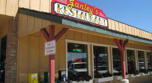 Next Time You’re In Northern Minnesota, Step Into Ganley’s Family Restaurant For A Comfort Food Feast