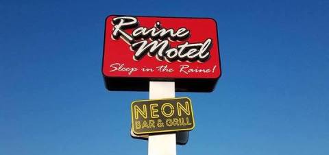 Fill Up On Delicious BBQ And Then Spend The Night At NEON Bar & Grill At Raine Motel In Nebraska