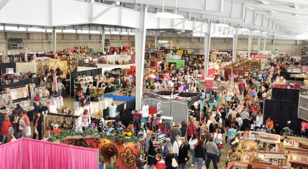 One Of The Largest Arts And Craft Show In The Country, An Affair Of The Heart, Is A Shopping Paradise In Oklahoma