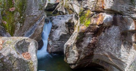 New Hampshire Has A Grand Canyon, Sculptured Rocks Natural Area, And It's Incredibly Beautiful