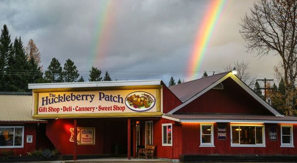 The Huckleberry Patch In Montana Has A Huckleberry Pie Known Around The World