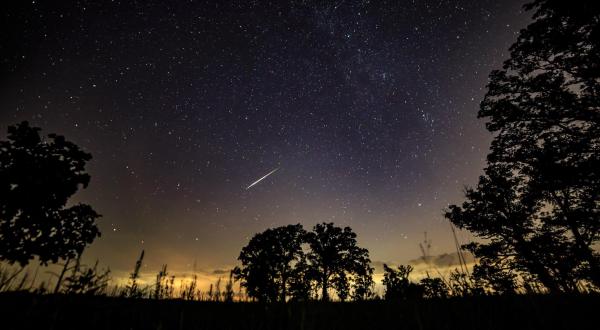 Surges Of Up To 100 Meteors Per Hour Will Light Up The Ohio Skies During The 2020 Lyrid Meteor Shower This April