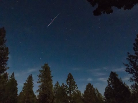 Surges Of Up To 100 Meteors Per Hour Will Light Up The Maine Skies During The 2020 Lyrid Meteor This April
