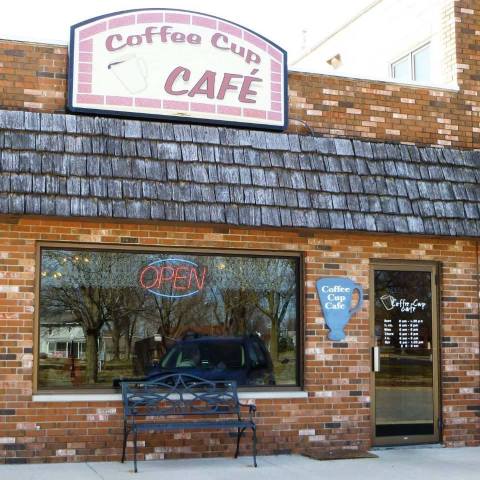 The Small Coffee Cup Cafe In Iowa Has A Coconut Cream Pie Known Around The World
