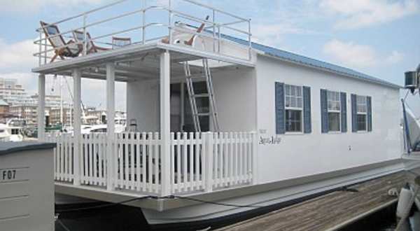 This Summer, Take A Rhode Island Vacation On A Floating Villa In Providence Harbor