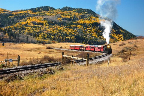 Climb Aboard A Gorgeous Vintage Train And Take A Ride Back Through History In New Mexico