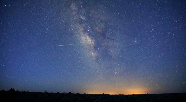 Surges Of Up To 100 Meteors Per Hour May Light Up The West Virginia Skies During The 2020 Lyrid Meteor Shower This April