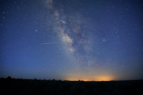 Surges Of Up To 100 Meteors Per Hour Will Light Up The New Mexico Skies During The 2020 Lyrid Meteor Shower This April