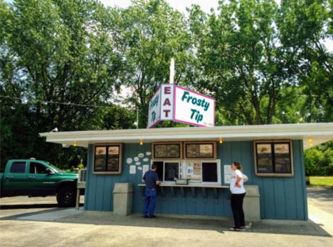 Visit Deprey’s Frosty Tip, The Small Town Burger Joint In Wisconsin That’s Been Around Since 1954