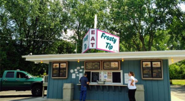 Visit Deprey’s Frosty Tip, The Small Town Burger Joint In Wisconsin That’s Been Around Since 1954