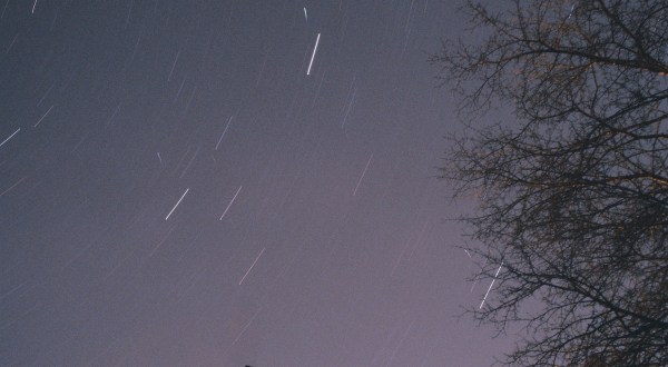 Surges Of Up To 100 Meteors Per Hour Will Light Up The Minnesota Skies During The 2020 Lyrid Meteor This April