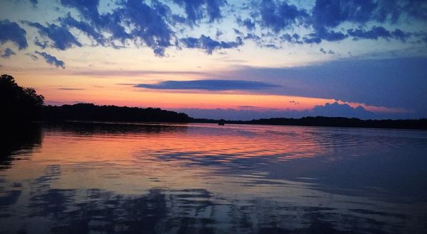 You May Never Want To Leave The Serenity Of Hardy Lake In Indiana