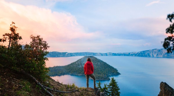 These 14 Photos Of Oregon’s Crater Lake Are The Next Best Thing To Being There In Person