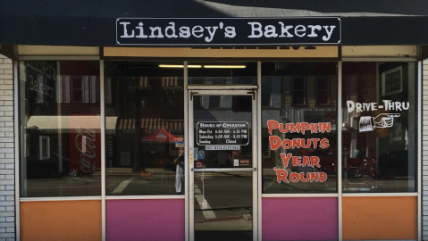 The Small Bakeshop, Lindsey's Bakery, In Ohio Has A Pumpkin Pie And Pumpkin Donut Recipe Known Around The World