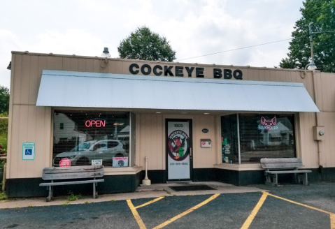 Indulge In 14-Hour Smoked Meats And Made-From-Scratch Sides At Cockeye BBQ In Ohio