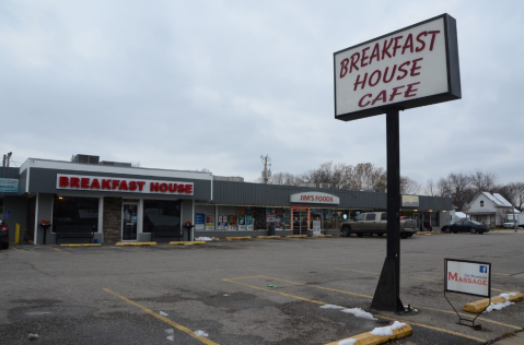 Family-Owned Since The 1970s, Step Back In Time At Breakfast House Cafe In Iowa