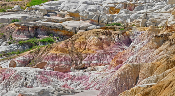 The Paint Mines In Colorado Look Like Something From Another Planet