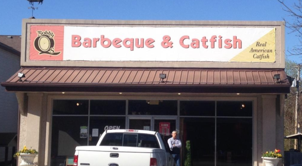 The Authentic Barbecue At Bobby Q’s In Tennessee Is A True Small Town Hidden Gem