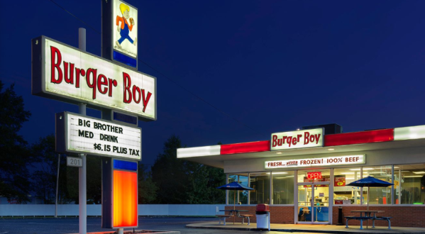 Open Since 1969, Burger Boy In North Carolina Will Take Your Taste Buds On A Tasty Walk Down Memory Lane