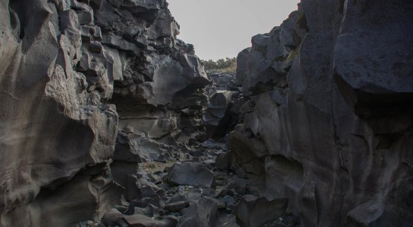 The Lava Rock Sculptures In Idaho’s Black Magic Canyon Look Like Something From Another Planet