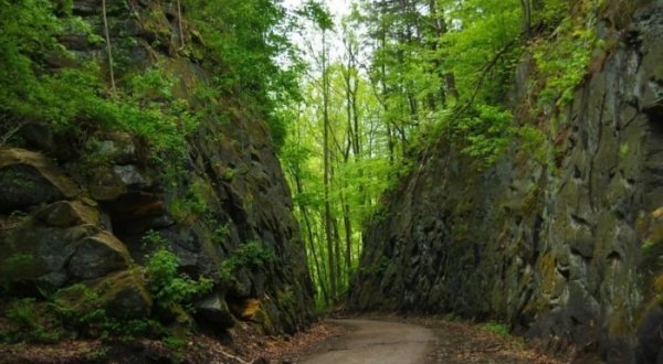 The Remote Trail Through Blackhand Gorge State Nature Preserve In Ohio Winds Through A Sandstone Gorge And An Old Railway