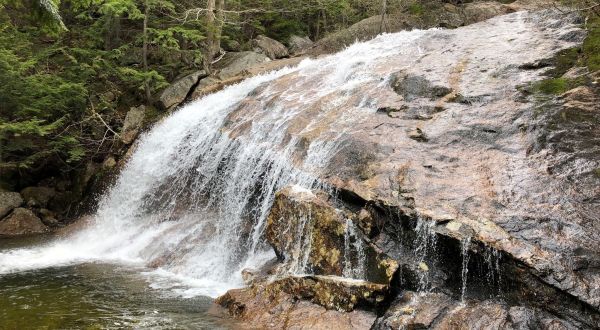 The 1 Mile Hike To Thompson Falls In New Hampshire Is Short And Sweet