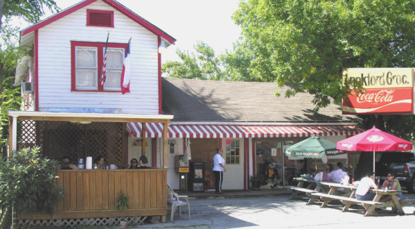 Open Since 1938, Lankford Grocery & Market Has Been Serving Burgers In Texas Longer Than Any Other Restaurant