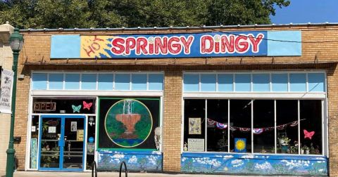 The Springy Dingy May Be The Most Eccentric Shop In All Of Hot Springs, Arkansas