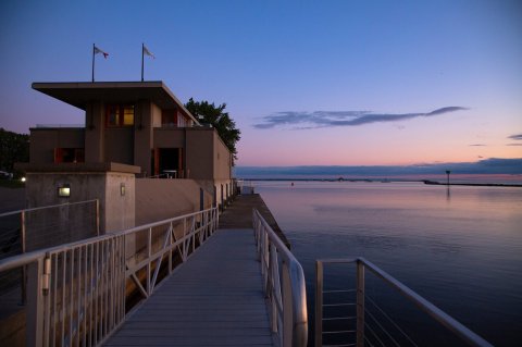 Frank Lloyd Wright's Fontana Boathouse In Buffalo Is One Of The Most Stunning Lesser-Known Places In The City