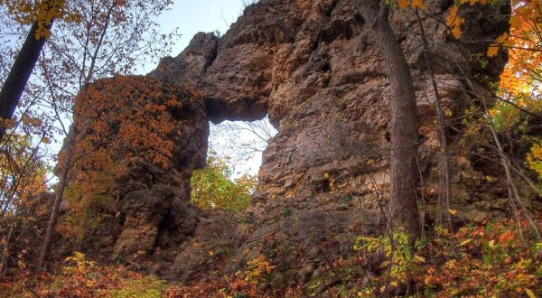 There Is A Natural Stone Arch In Minnesota, And You’ll Find It At Frontenac State Park
