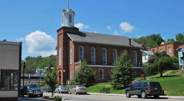 Mother’s Day Was Invented At This Old, Regal Church In West Virginia From The 1800s