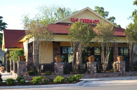 Thin Crust Pizza Lovers Can Choose From Over 20 Varieties At U.S. Pizza Co In Arkansas