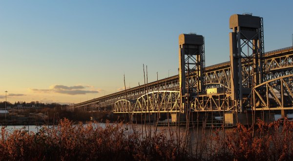 The Longest, Most Impressive Bridge In Connecticut Connects The Towns Of Groton and New London