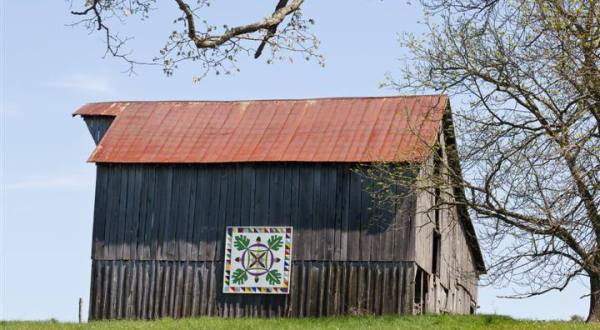 Take A Relaxing Drive On Monroe County’s Rural Heritage Quilt Trail To Enjoy Some Of West Virginia’s Best Country Roads