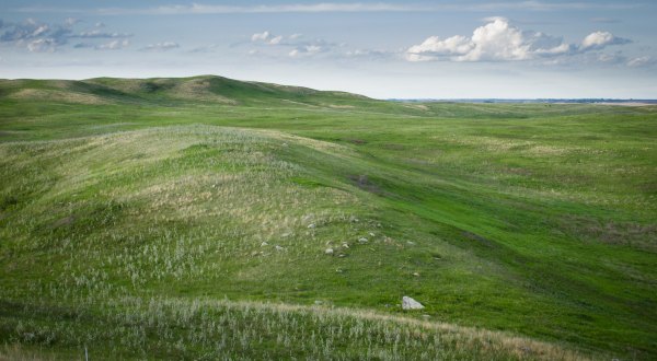 North Dakota’s Stunning Davis Ranch Is A Secluded, Untouched Natural Prairie