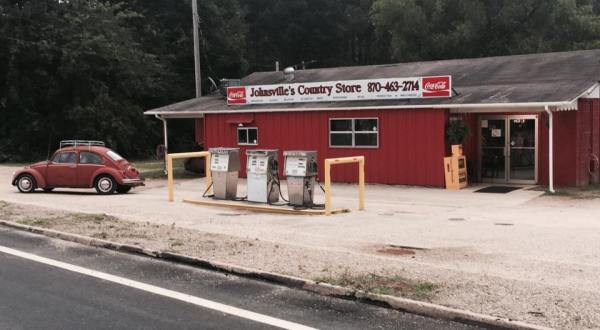 Take A Bite Of Some True Southern Delights At Johnsville’s Country Store In Arkansas
