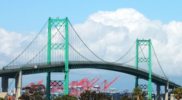 The Tallest, Most Impressive Bridge In Southern California Can Be Found In The Town Of San Pedro