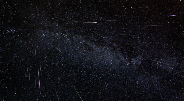 A Meteor Shower Featuring Leftover Remains Of Halley’s Comet Will Soon Be Visible Over South Carolina
