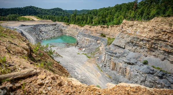 Hobet Mine Is A Startling, Desert-Like Wasteland In West Virginia That’s Visible From Space