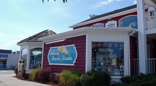 Quarantine Is A Little Better When You Order From Bethany Beach Books, One Of Delaware’s Most Beloved Bookshops