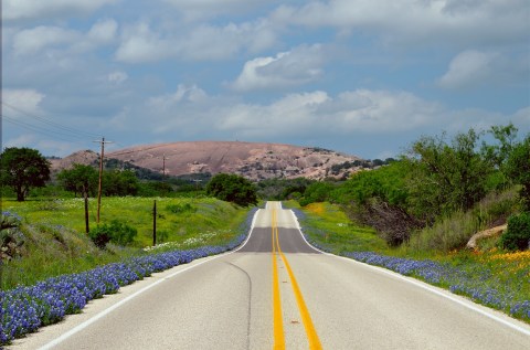 Try Out This Mini Texas Roadtrip Where You Can View Spring From Your Car